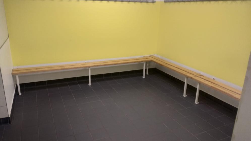 Vestiaires-1P-bancs