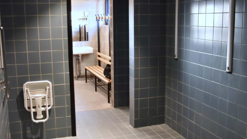 Vestiaires-Douches-3