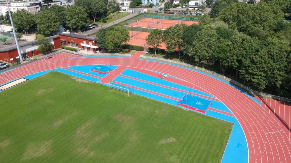 Vue-aerienne_Piste-athletisme-stade-G.-Suant_1