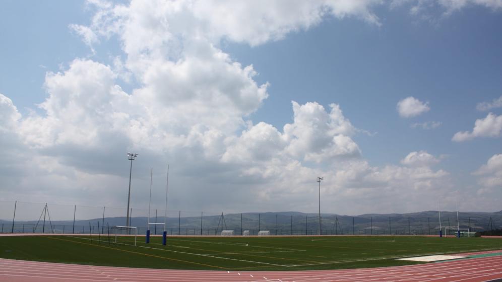 VUE-STADE-PISTE