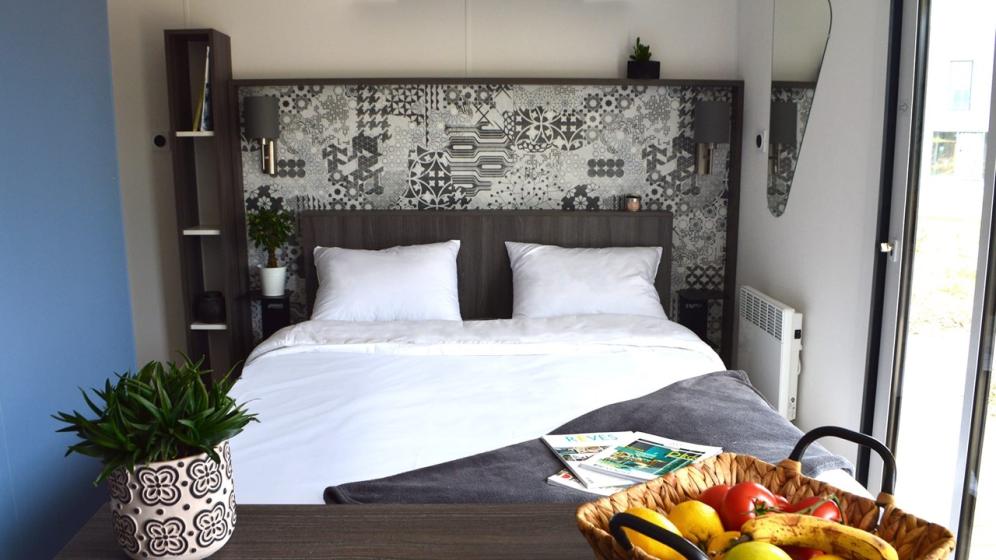 AX-HOTEL