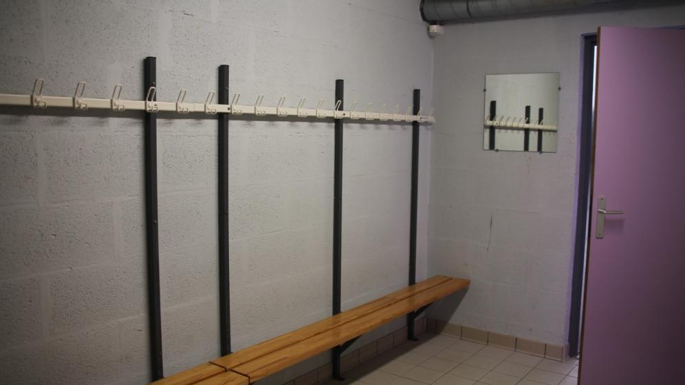 Complexe_sportif_Coubertin_vestiaires