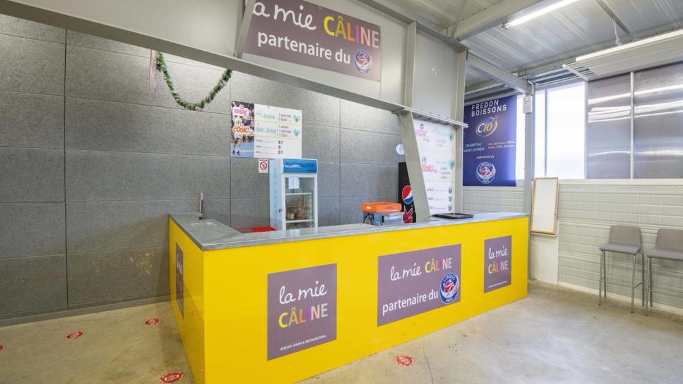 Gymnase-H-Normand-buvette-
