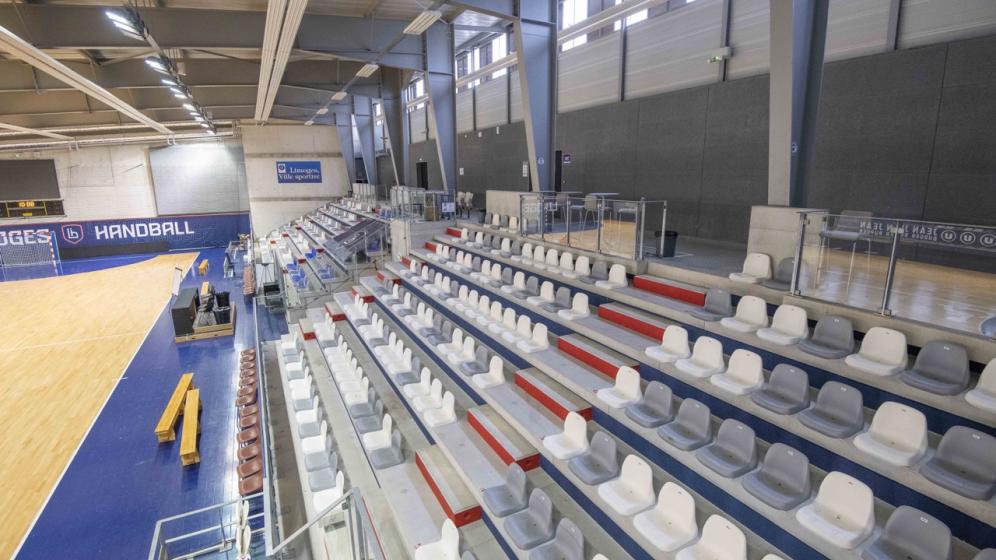 Gymnase-H-Normand-tribunes_