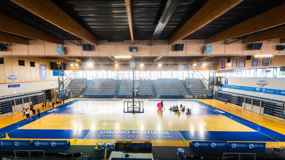 Salle-J-P.-Garnier-salle-basket-2