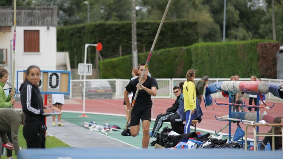 Vue-des-aires-de-jeu-en-utilisation-sportive-photo-4