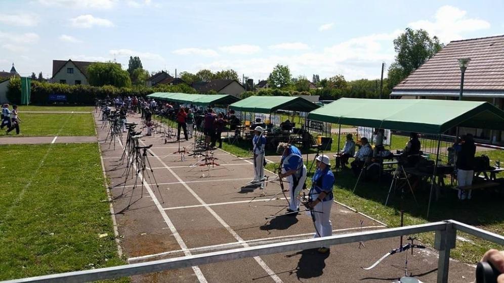 Vues-des-aires-de-jeu-en-utilisation-sportive-photo-1