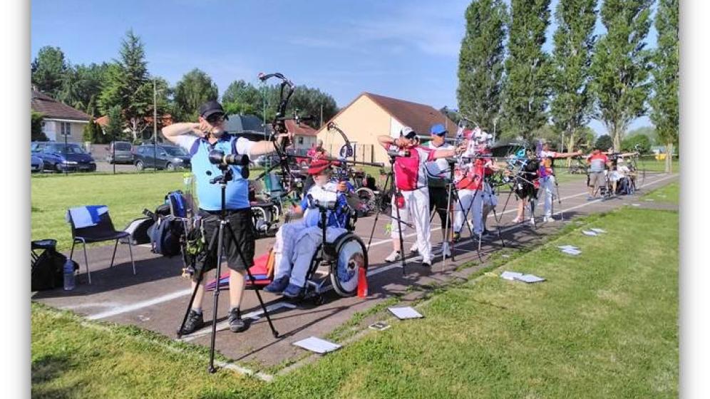 Vues-des-aires-de-jeu-en-utilisation-sportive-photo-4