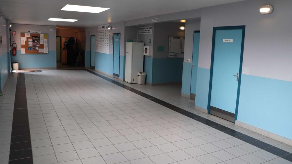 06_Acces-vestiaires_Coulaines-Copie