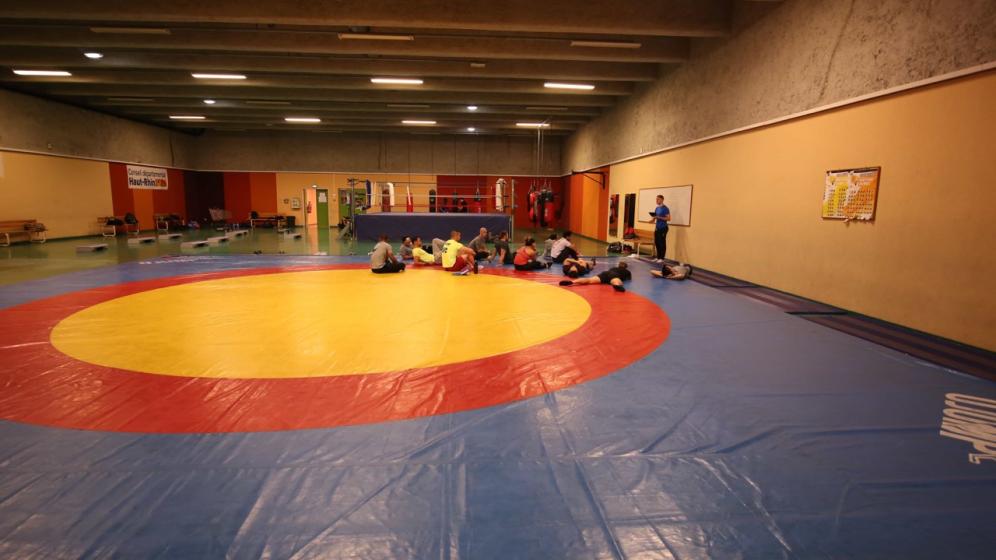 13-CSRA-Salle-de-lutte-Aires-de-jeux-vides
