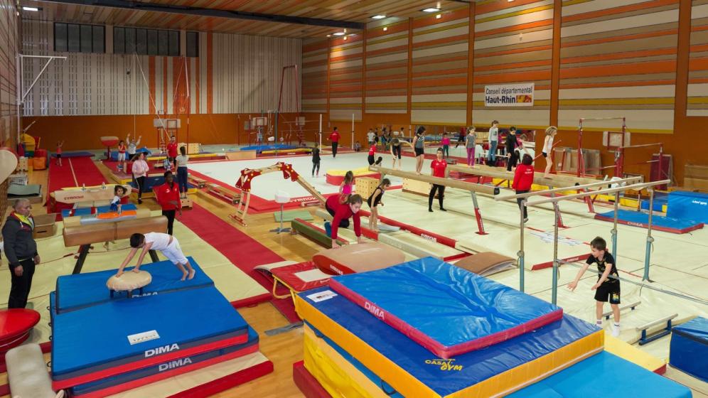 14-Centre-sportif-aire-de-jeux-en-utilisation