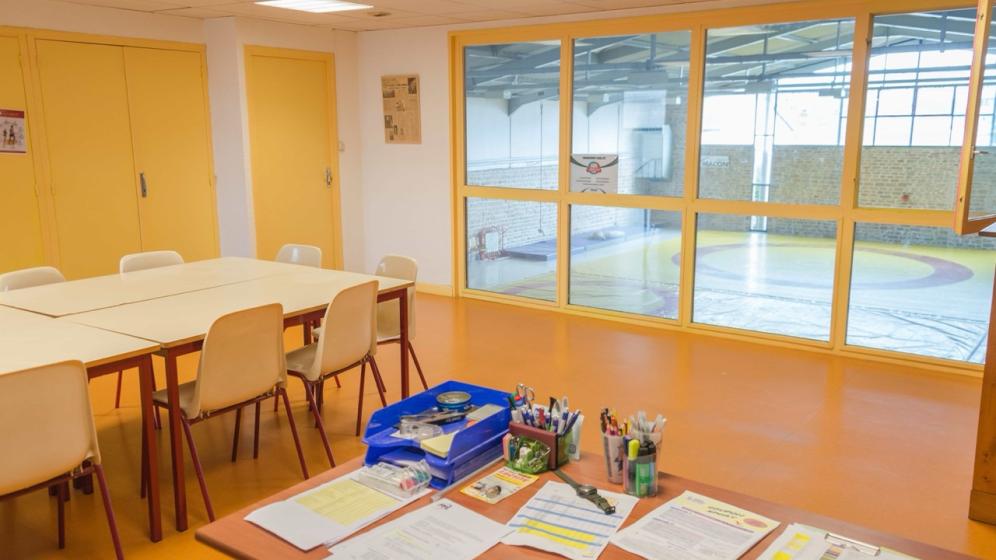 14-Macon_Complexe-Fernand-Velon_bureau