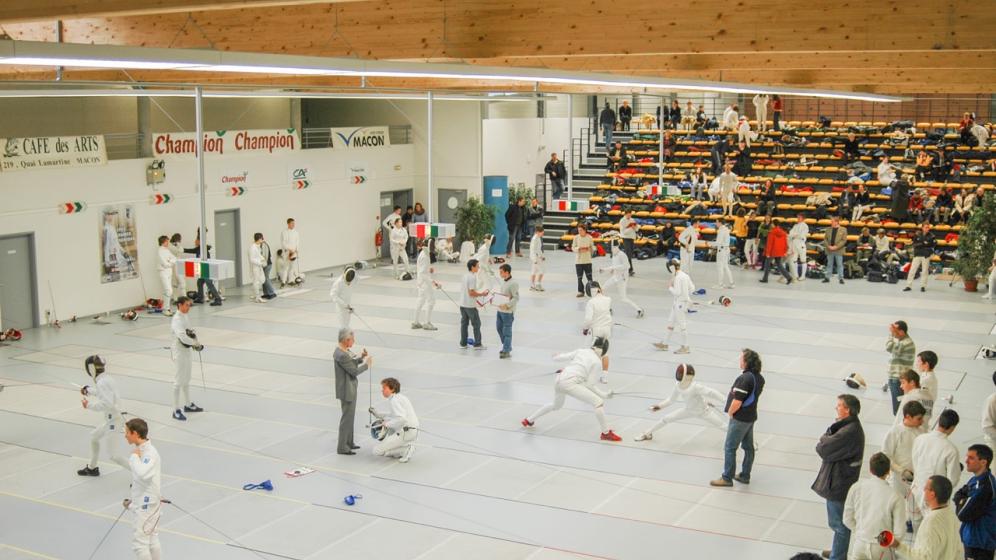 3-Macon_Complexe-sportif-des-Saugeraies_salle-tribune