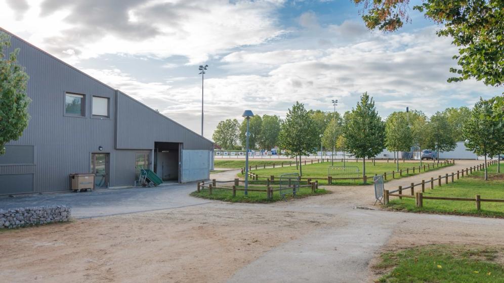 5-Macon_Centre-Equestre-de-Macon-Chaintre_entree