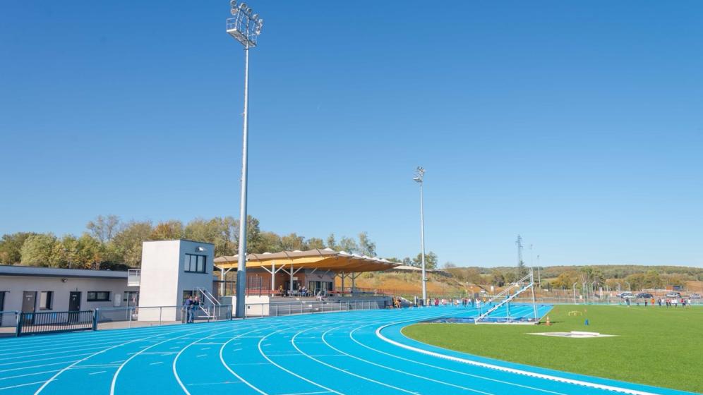 7-Macon_Stade-Marie-Jose-Perec_piste