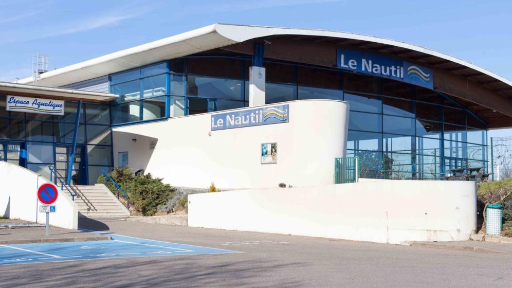 Accueil-exterieur-Espace-Aquatique