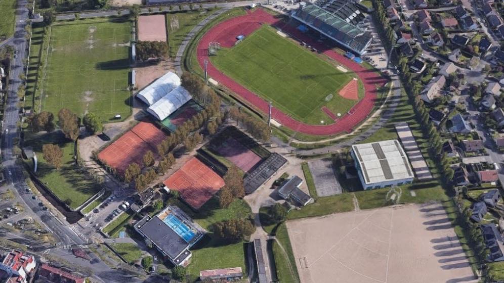 Aerienne-stade-Adret-1