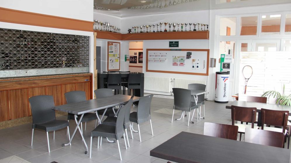 Aix-les-Bains-Tennis-club-Bar-restaurant