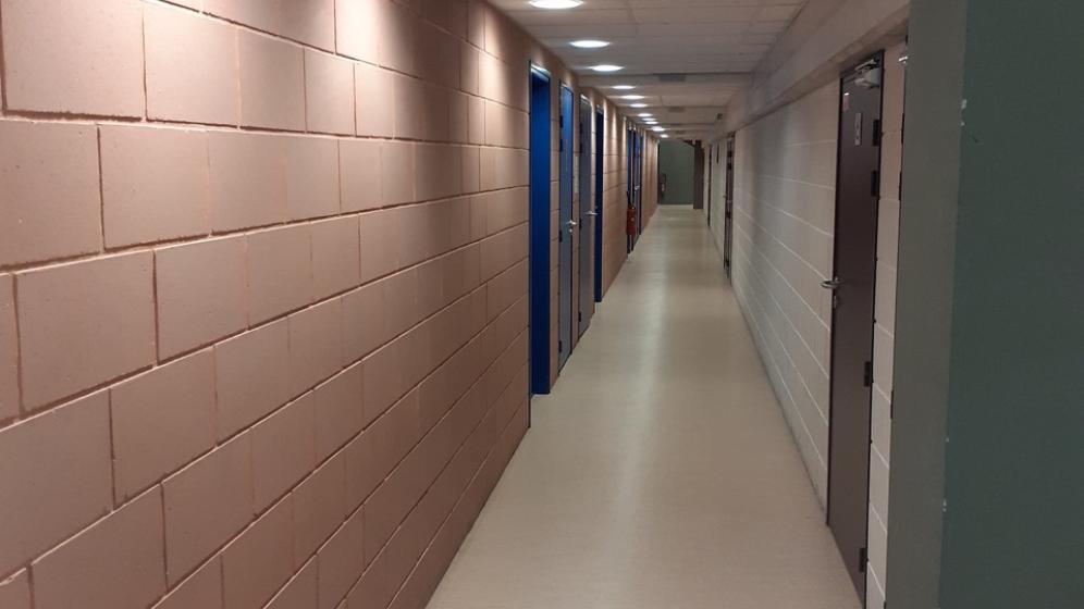 couloirs-dacces-aux-vestiaires