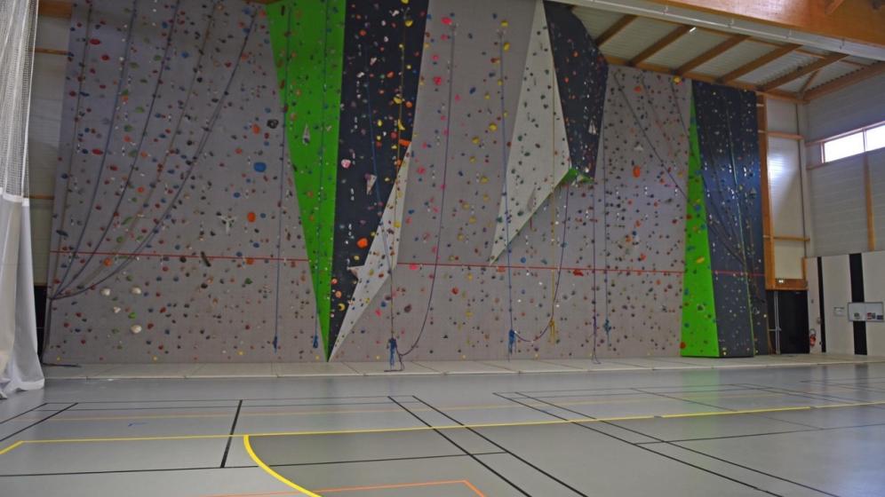 Interieur-grande-salle_Mur-descalade