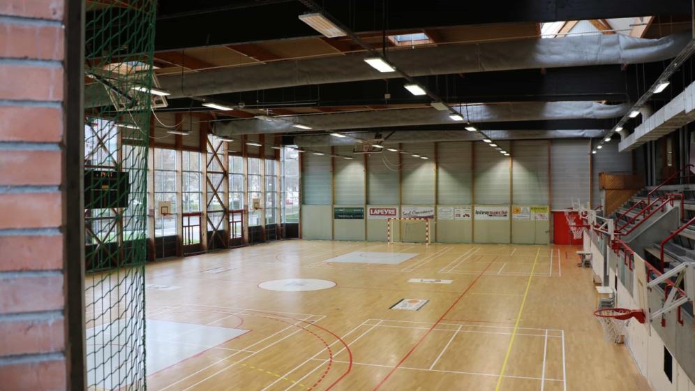Oster-gymnase-vue-du-haut