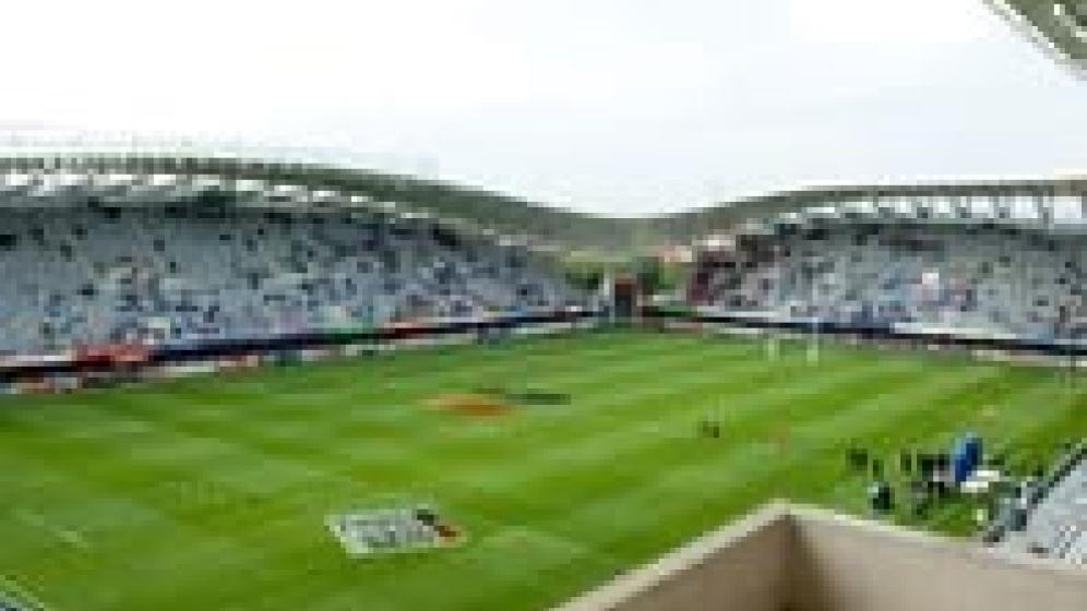 Stade-honneur-YDM