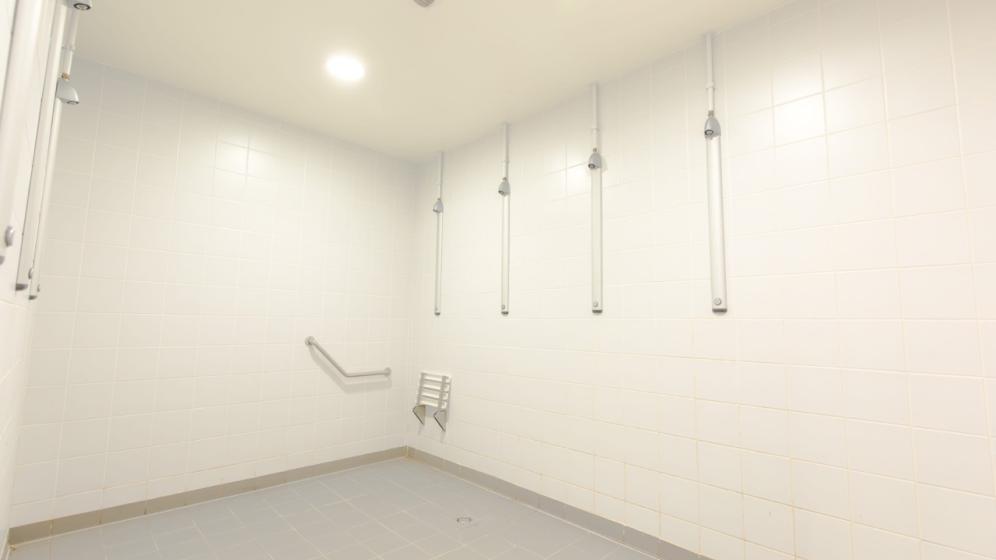 Vestiaire-6-douches