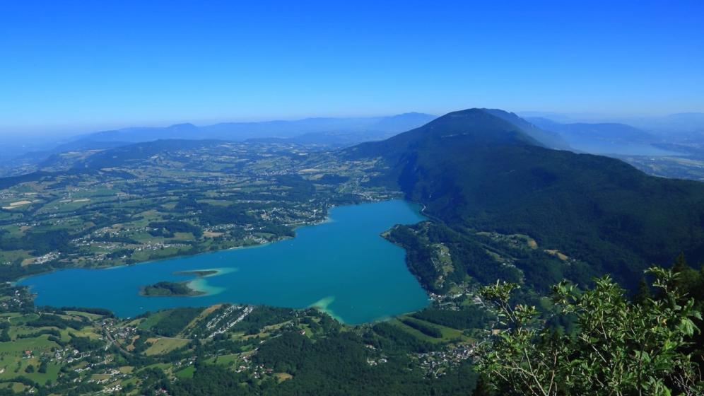 Vue-aerienne-lac-JP-DUPRAZ