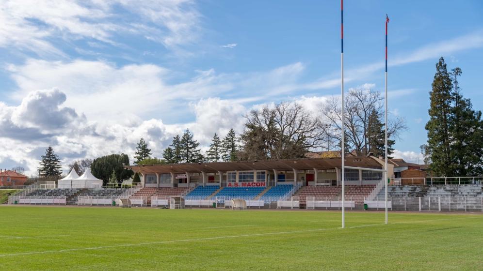 Stade_Vanier_Rugby_Ville-de-Macon5