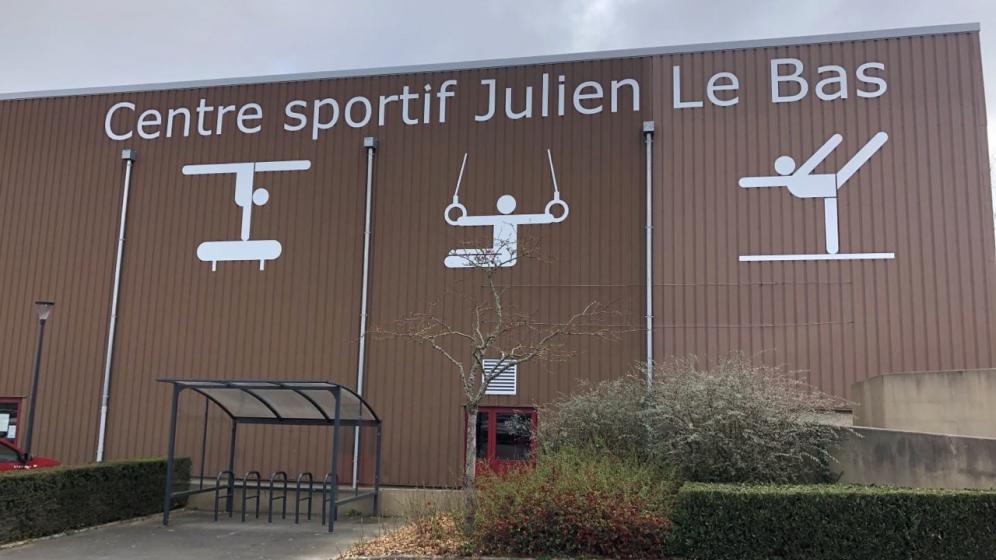 centre-sportif-Julien-Le-Bas-Large