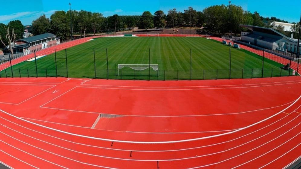Terrain-hybride-et-Piste-athletisme