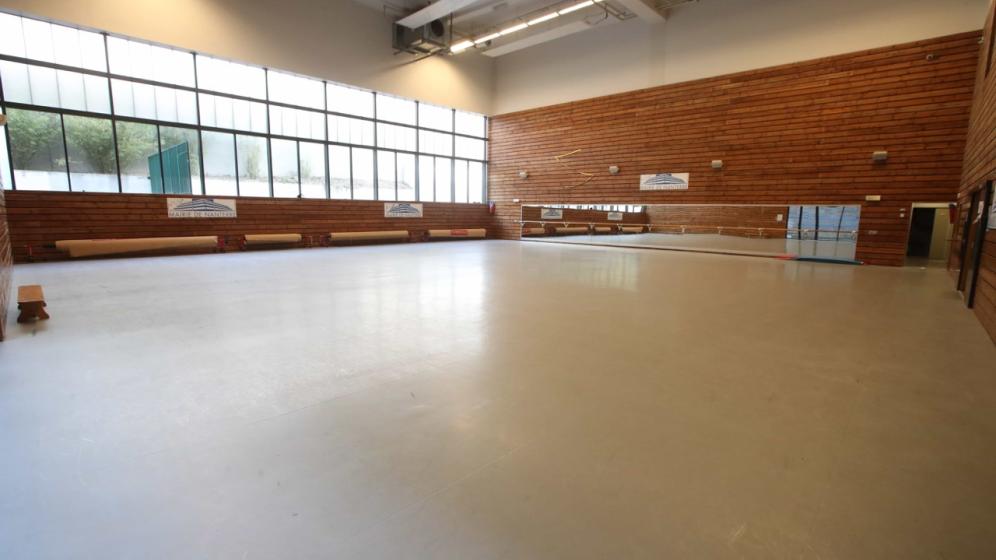 0A2-Salle-de-danse