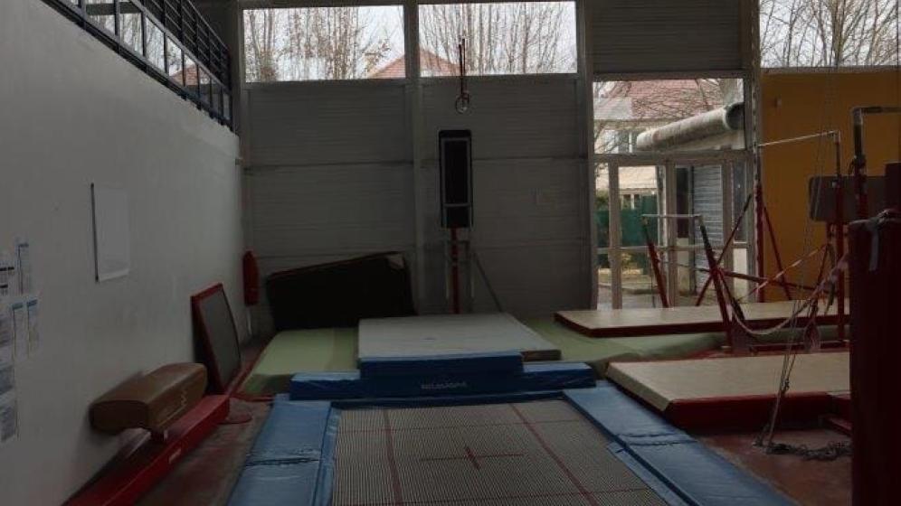 salle-de-gym-trampoline