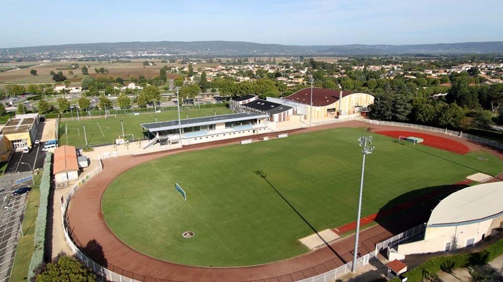 vue-aerienne-de-la-piste-dathletisme-Gustave-Jaume