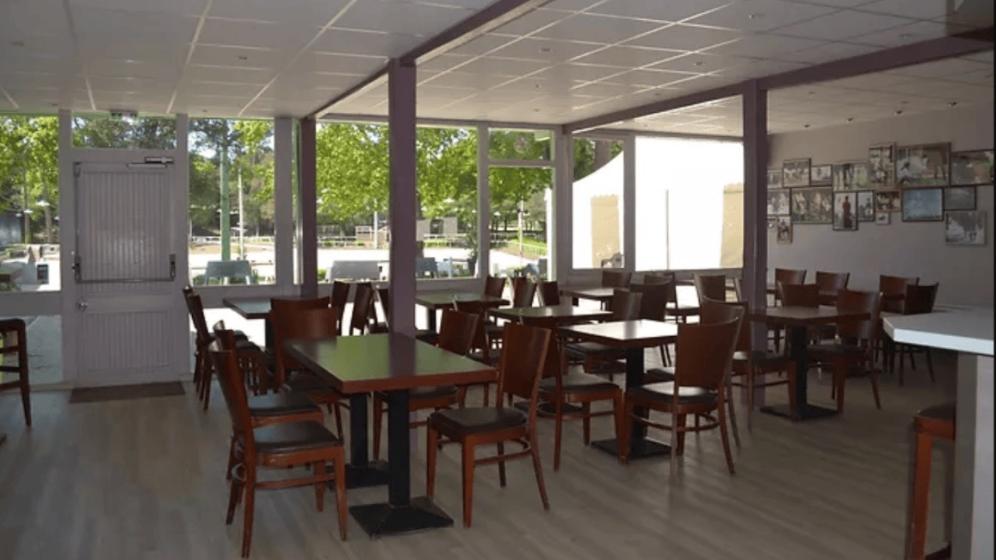 bar-with-view-of-the-arena