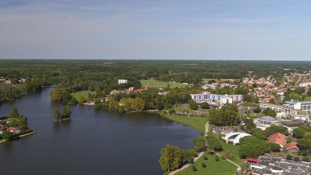 12-Lac-et-hotel