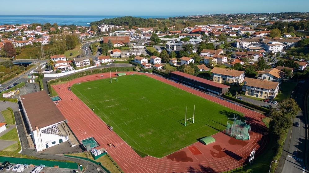 stade-de-rugby-et-athletisme