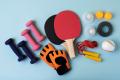 Equipements de sports : balles, raquettes, volants, corde à sauter