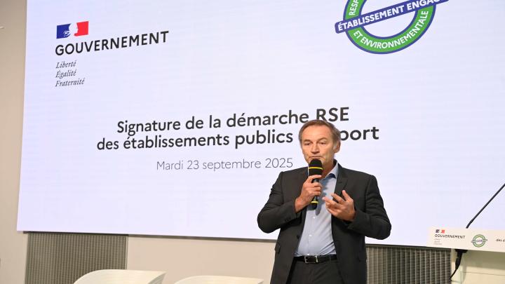 Signature de la démarche RSE des établissements sportifs à l'INSEP