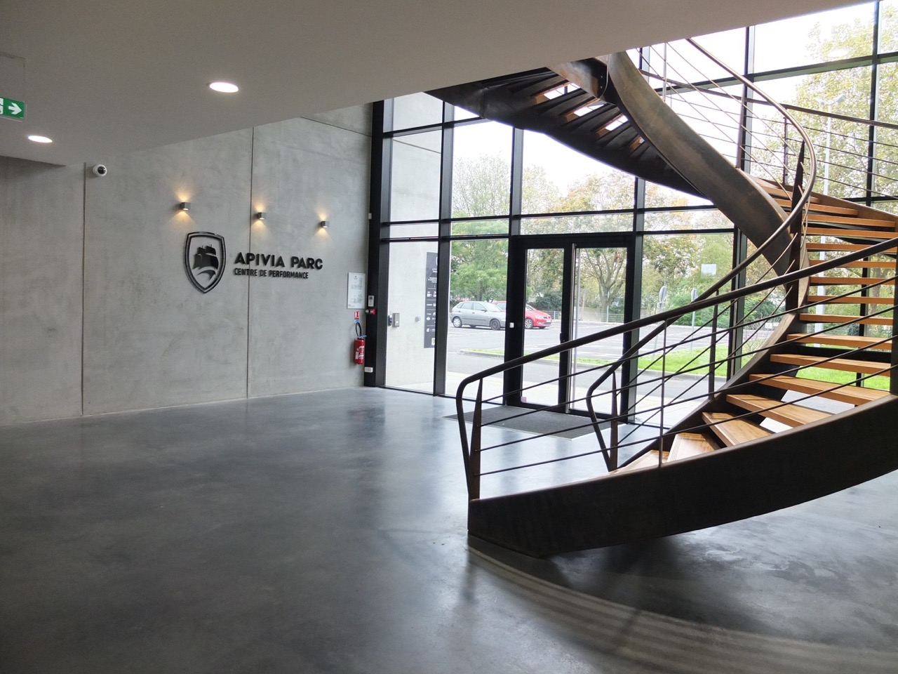 005_La-Rochelle_ApiviaParc_Interieur_Hall