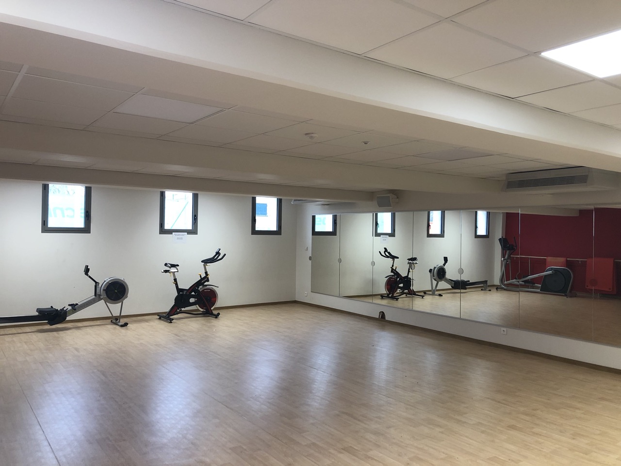 8-salle-de-danse