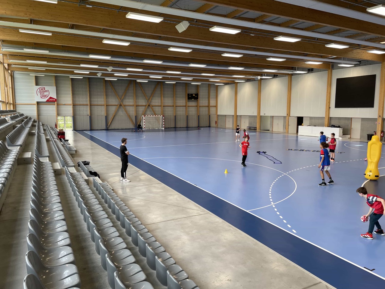 Halle-Sportive-Saint-Jean-Eudes-Caen-2