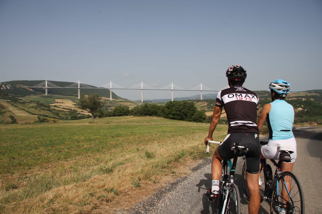 Vue-Viaduc-de-Millau-2