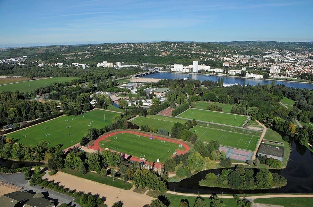 01-Centre-football-1