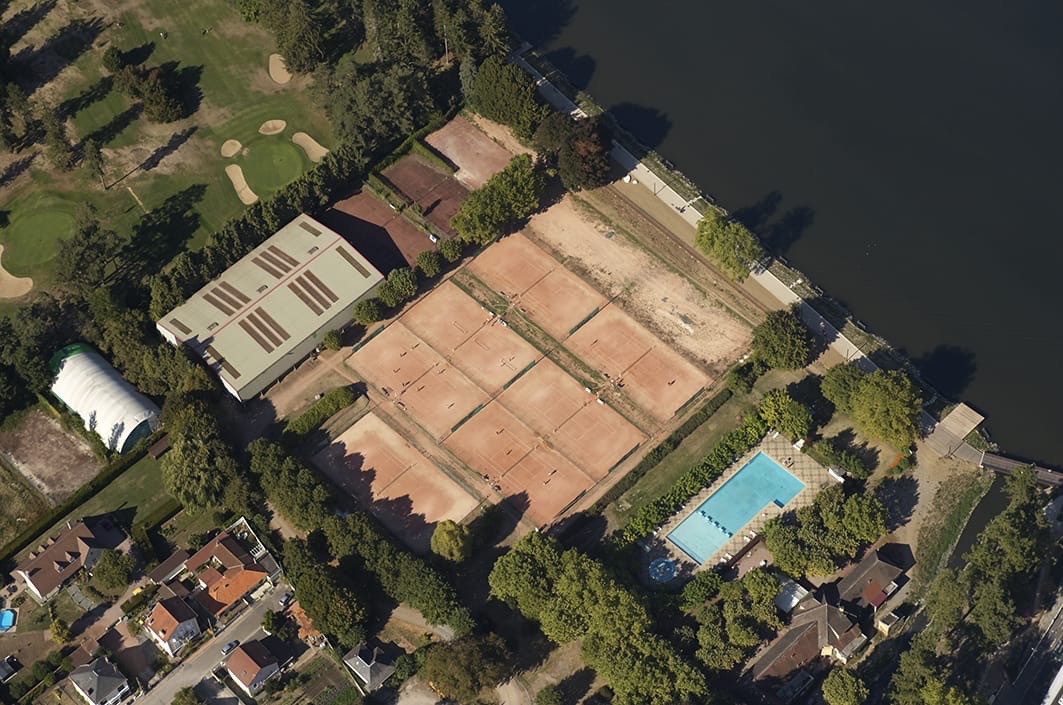 01-Sporting-tennis-1