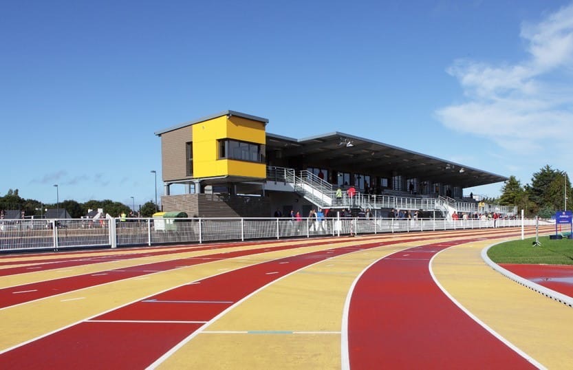 04-CCPBS-Vue_piste_stade_bigouden