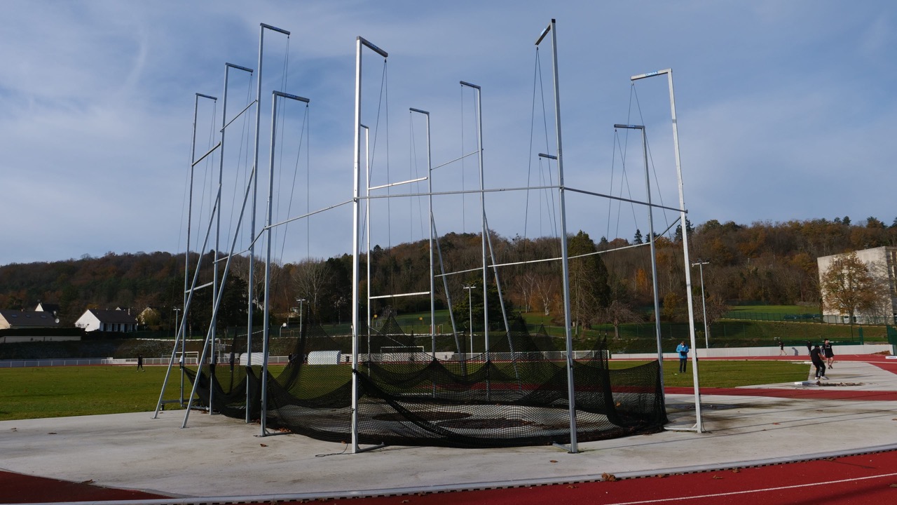 cage-de-lancer