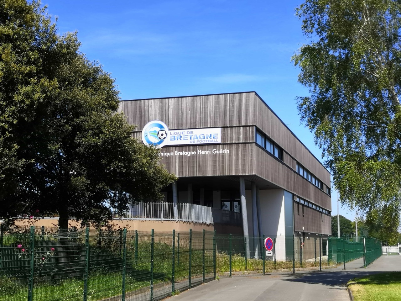 Centre-Henri-Guerin-securite-cloture