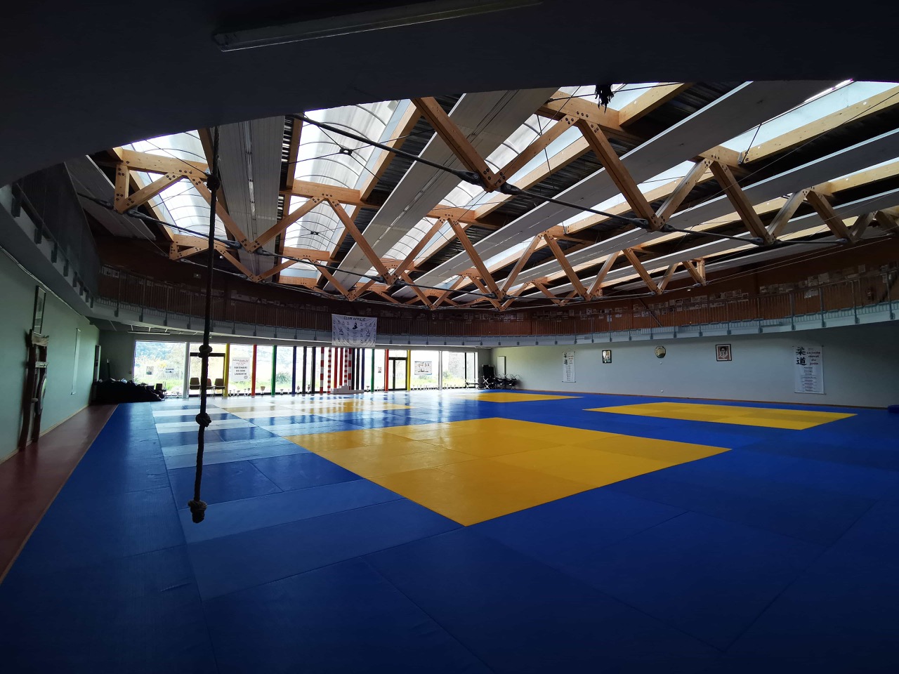 DOJO-ALLARI-SALLE-PRINCIPALE-1