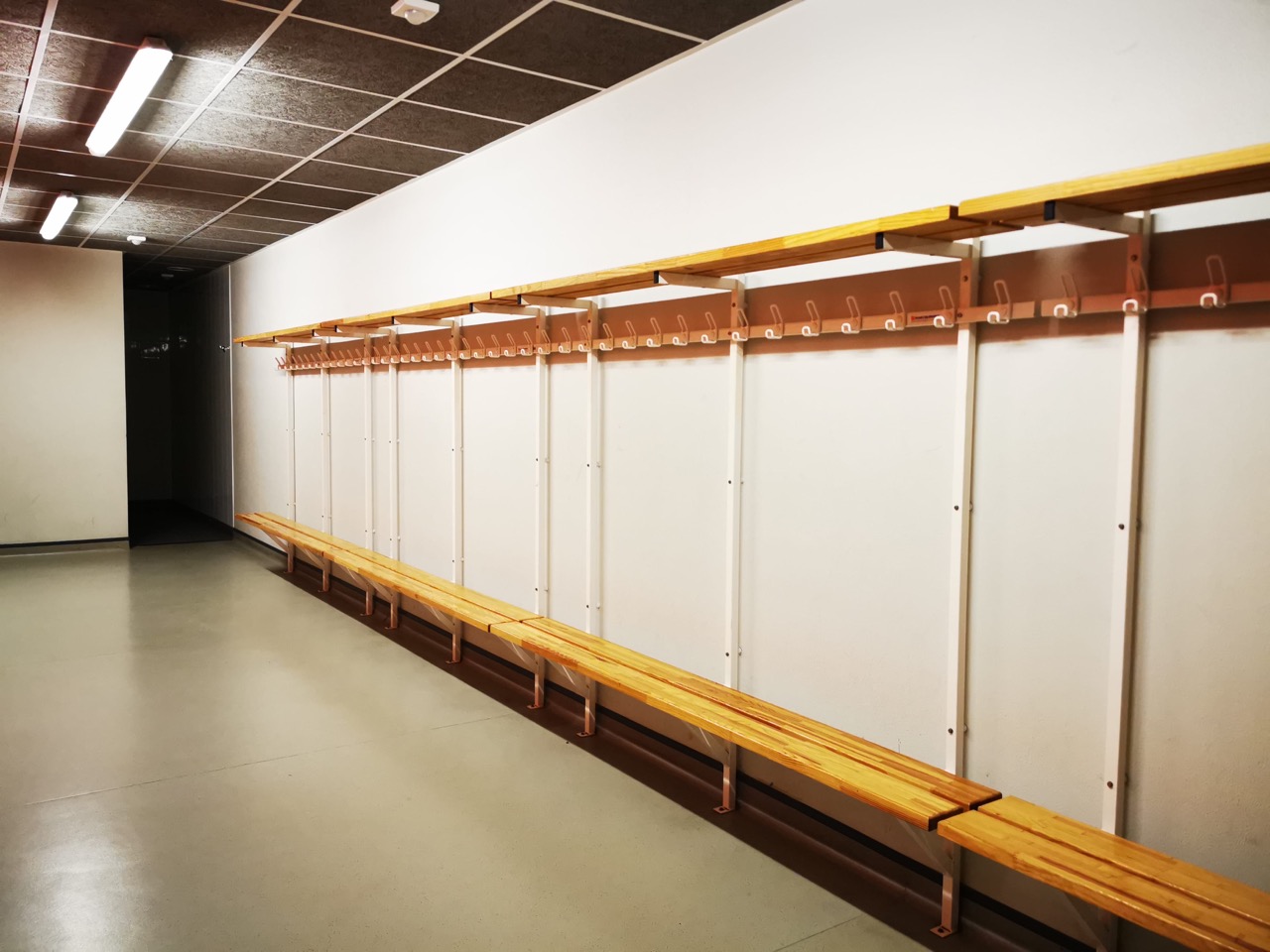 DOJO-H-ALLARI-VESTIAIRE